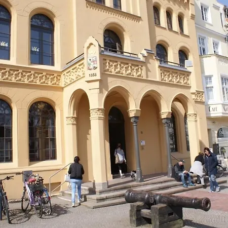 Atelier Unterm Marienturm - Abc351 * Висмар